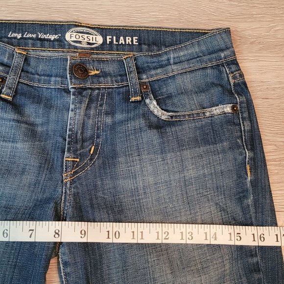 Fossil Jeans Size 26 Flare Low Rise Medium Light Wash Boho Western - Picture 6 of 10